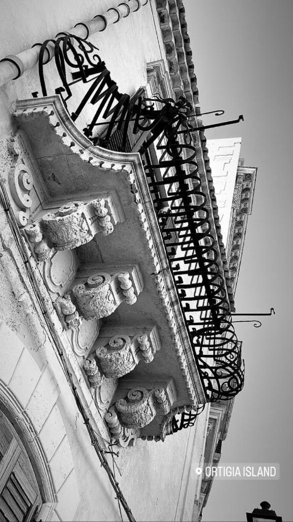 Palazzo Gancia exclusive holiday homes Syracuse Exterior foto